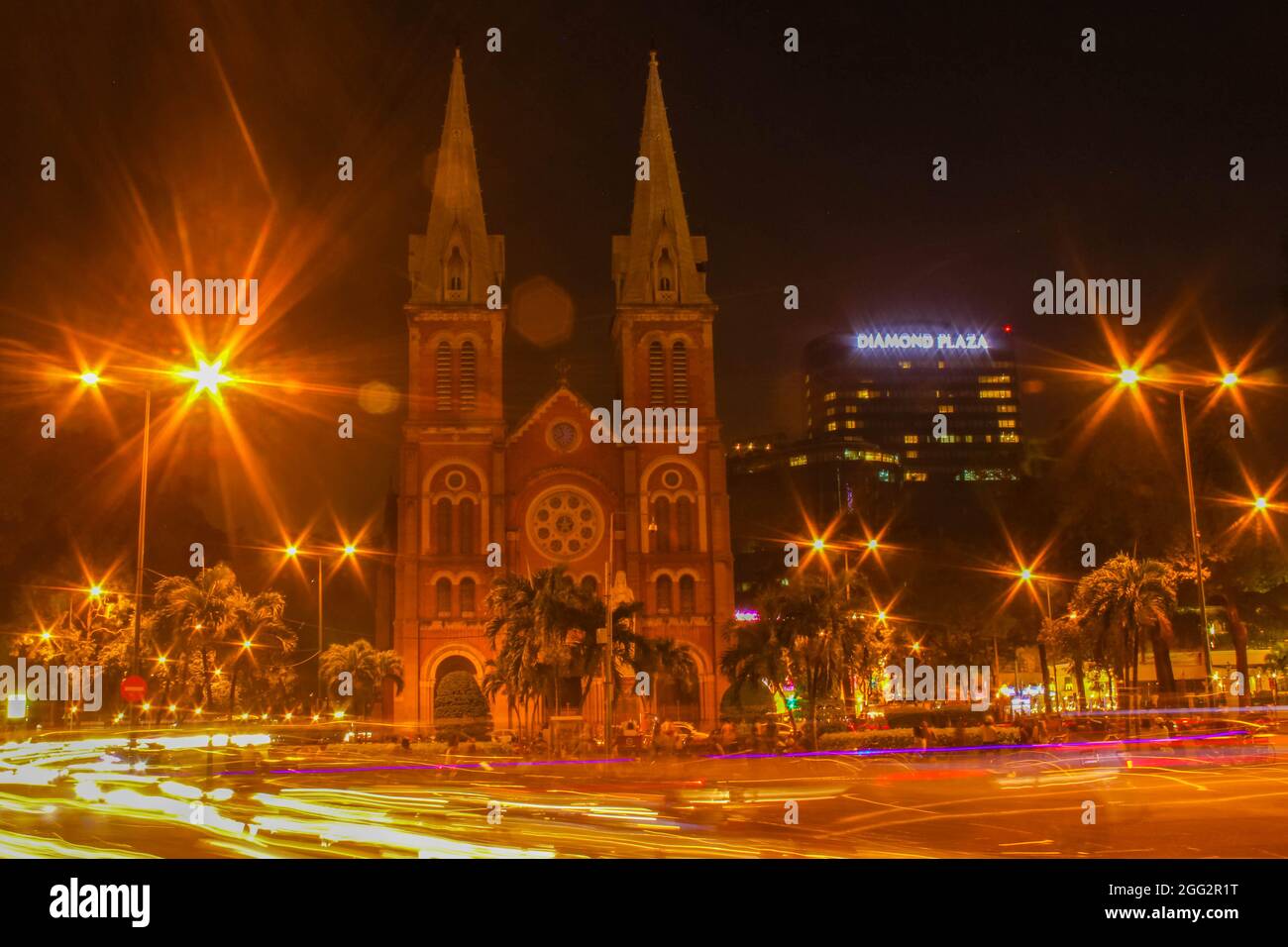 Ho Chi Minh, VIET NAM - February 21, 2016. Time-lapse near the Notre Dame Cathedral (Vietnamese: Nha Tho Duc Ba) by night in Ho Chi Minh City, Vietnam Stock Photo