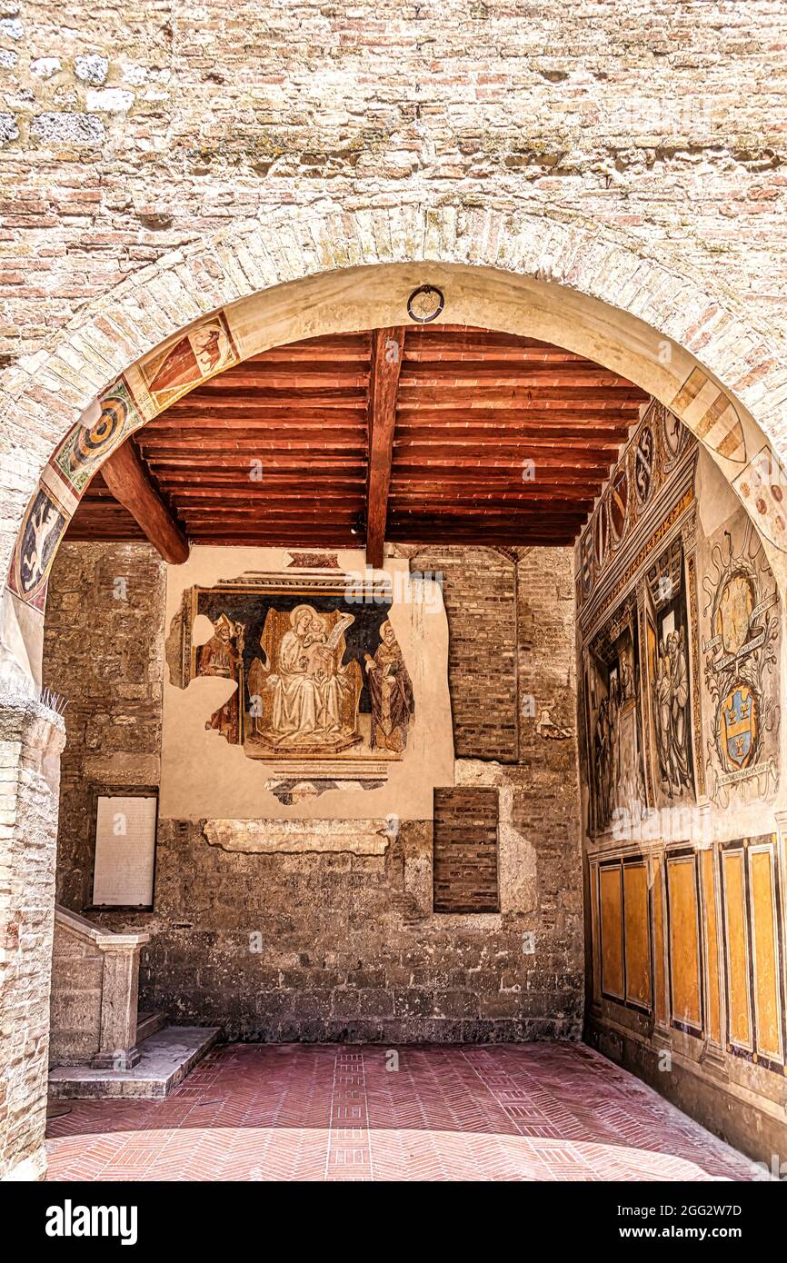 The Palazzo Comunale Also Known As The Palazzo Del Popolo Of San Gimignano Has Been The Seat Of