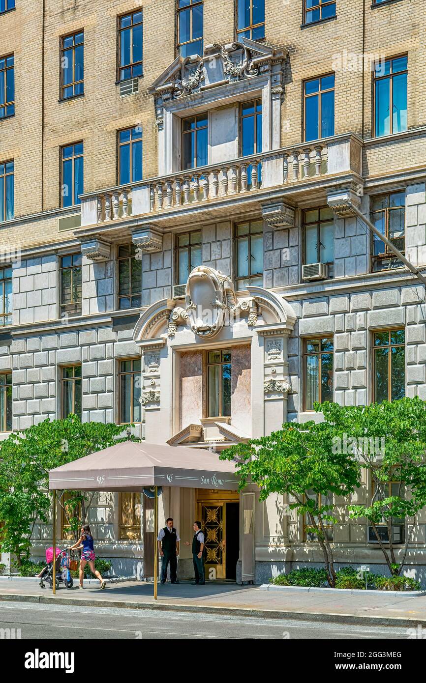 San Remo, 145 Central Park West, New York's first twintower apartment