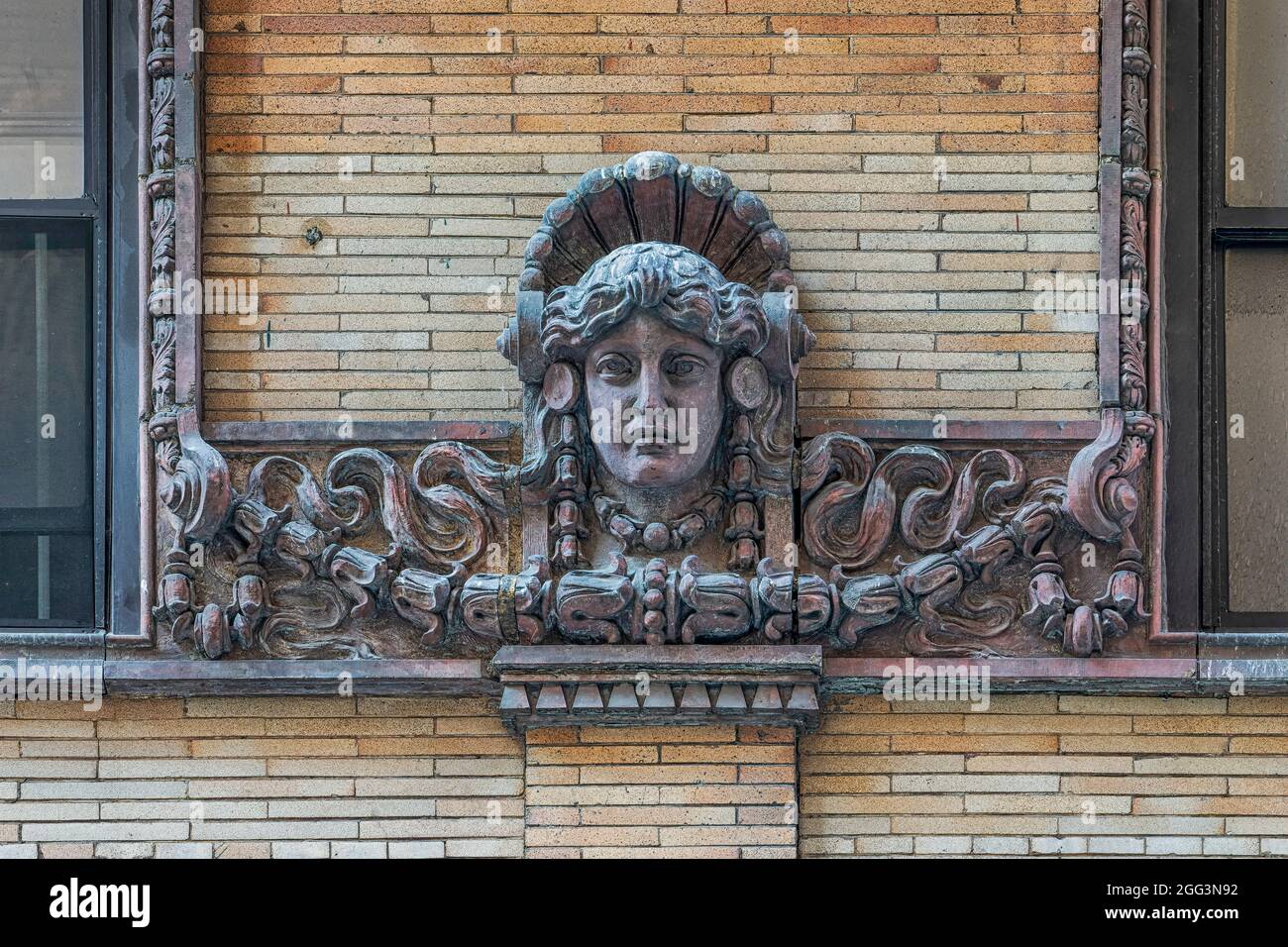 300 West 38th Street, erected in 1902, was one of Emery Roth's first ...