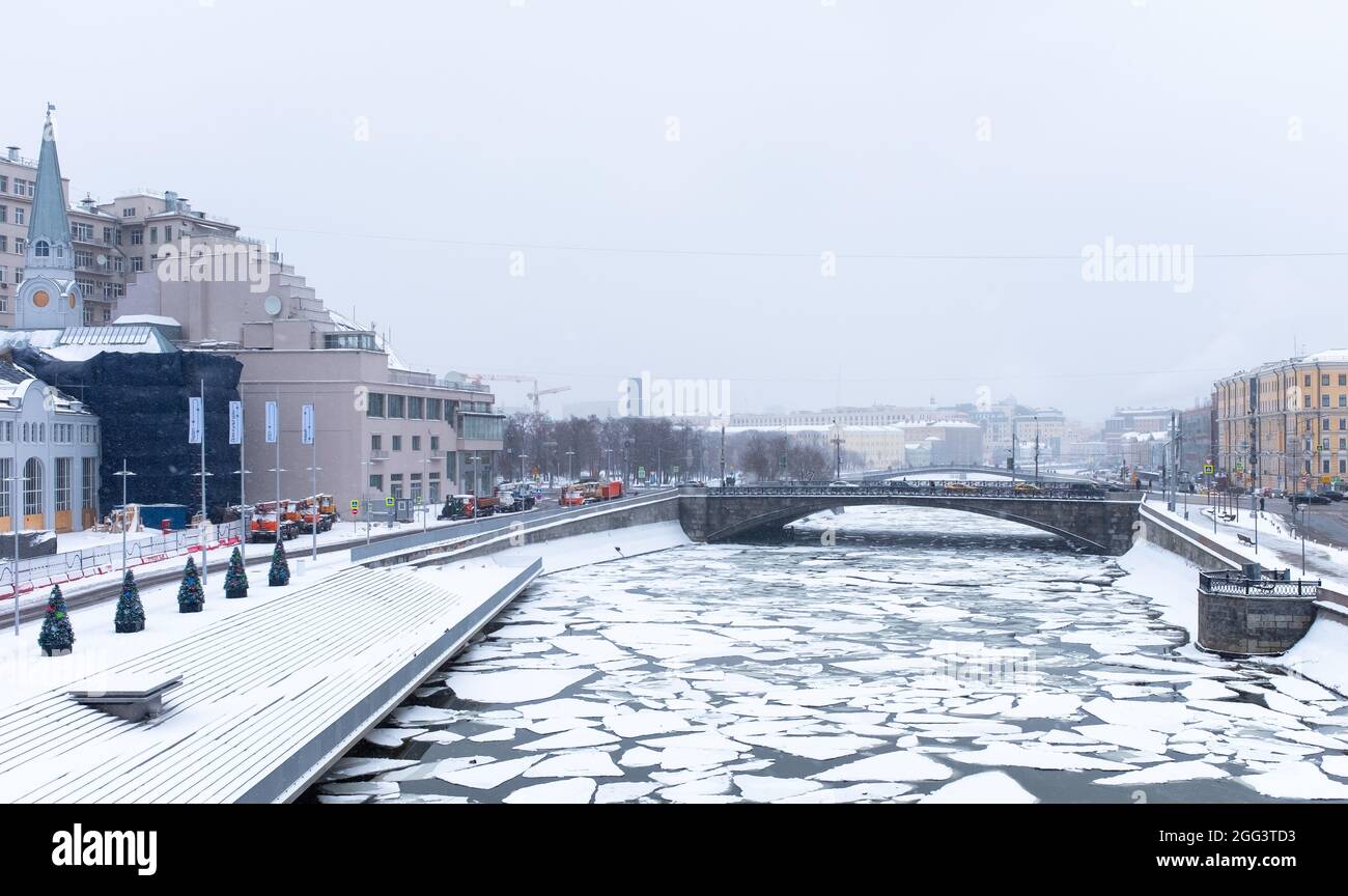January 31, 2021, Moscow, Russia. Ice floes on the drainage channel near GES-2 in Moscow during a snowfall. Stock Photo