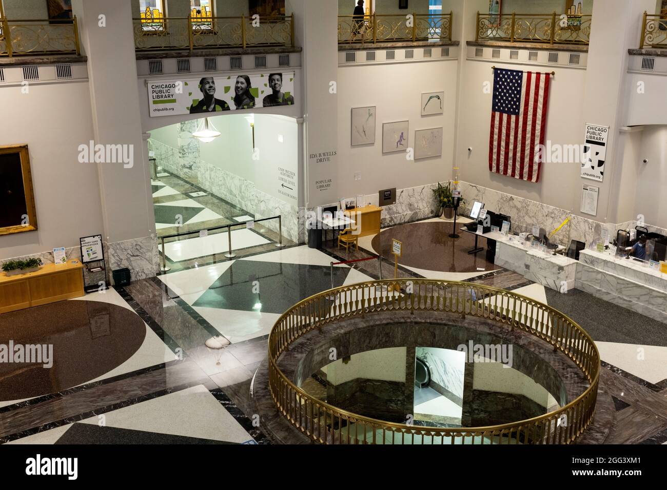 The main lobby and front desk of the Harold Washington Library Center, Chicago Public Library, on State Street in the Loop of Chicago, Illinois, USA. Stock Photo