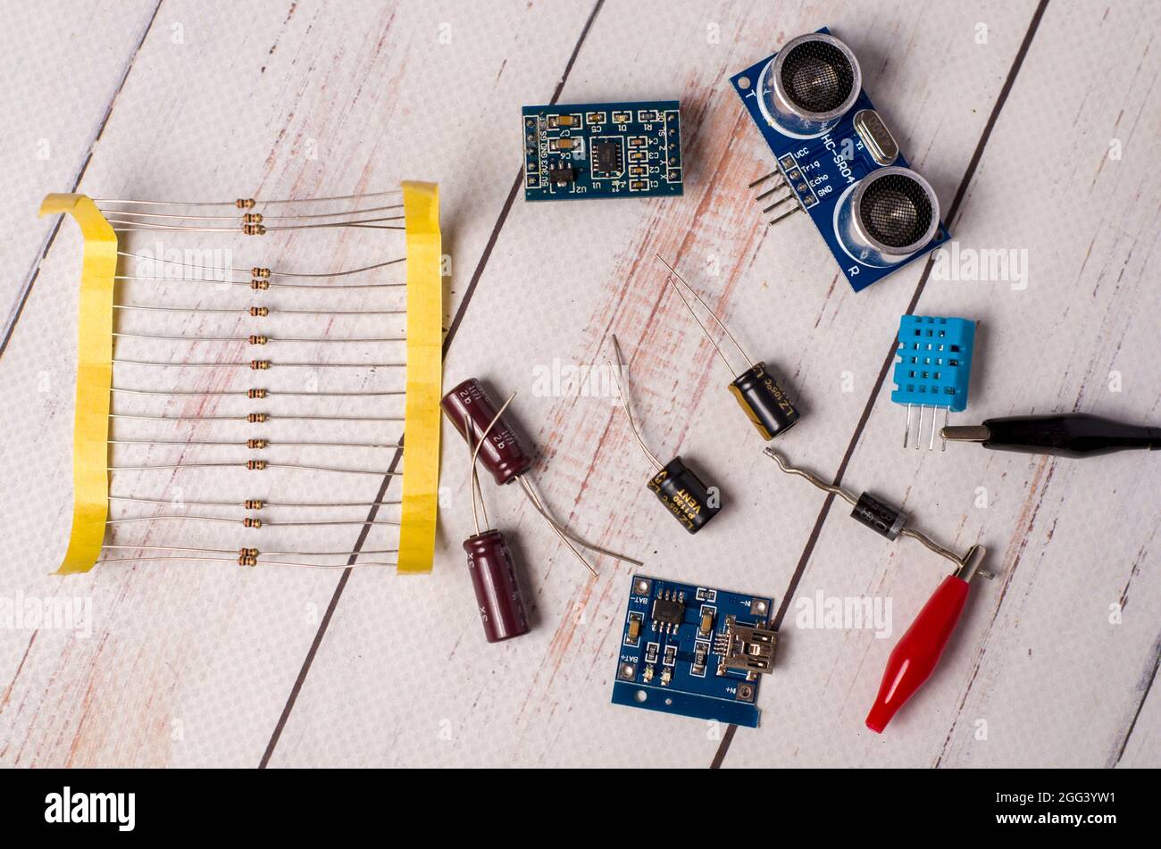 electronic components, condensers, Arduino Stock Photo - Alamy