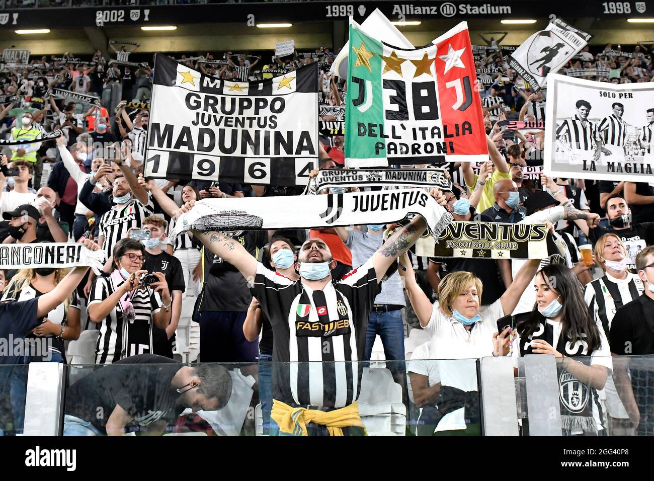 Drejning scrapbog Mandag Torino, Italy. 28th Aug, 2021. Juventus fans cheer on during the Serie A  2021/2022 football match between Juventus FC and Empoli Calcio at Allianz  stadium in Torino (Italy), August 28th, 2021. Photo