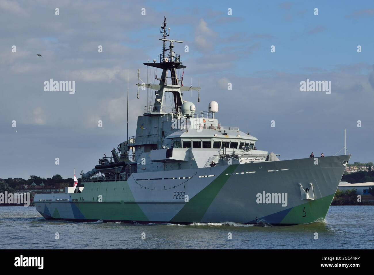 Royal Navy Offshore Patrol Vessel HMS Severn heading up the River Thames to London Stock Photo