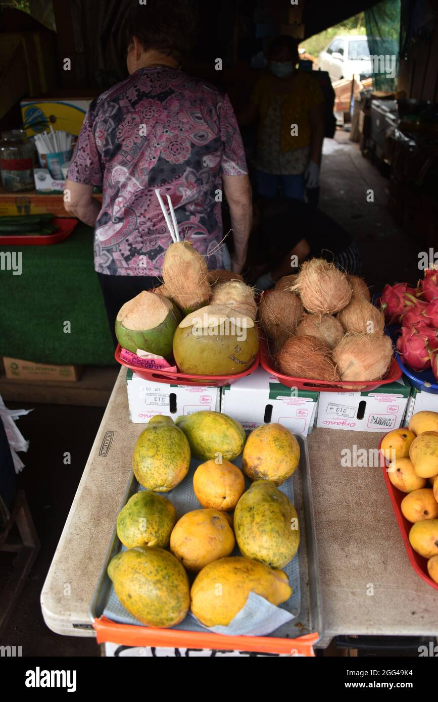 Hawaii Fruit Stand High Resolution Stock Photography and Images Alamy