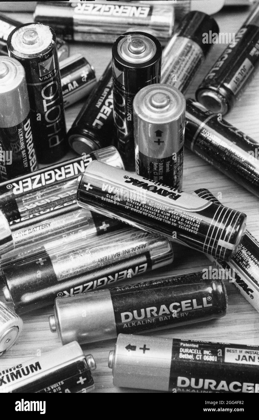 Army Surplus Energizer Ultimate Lithium AA Batteries [Genuine Issue]