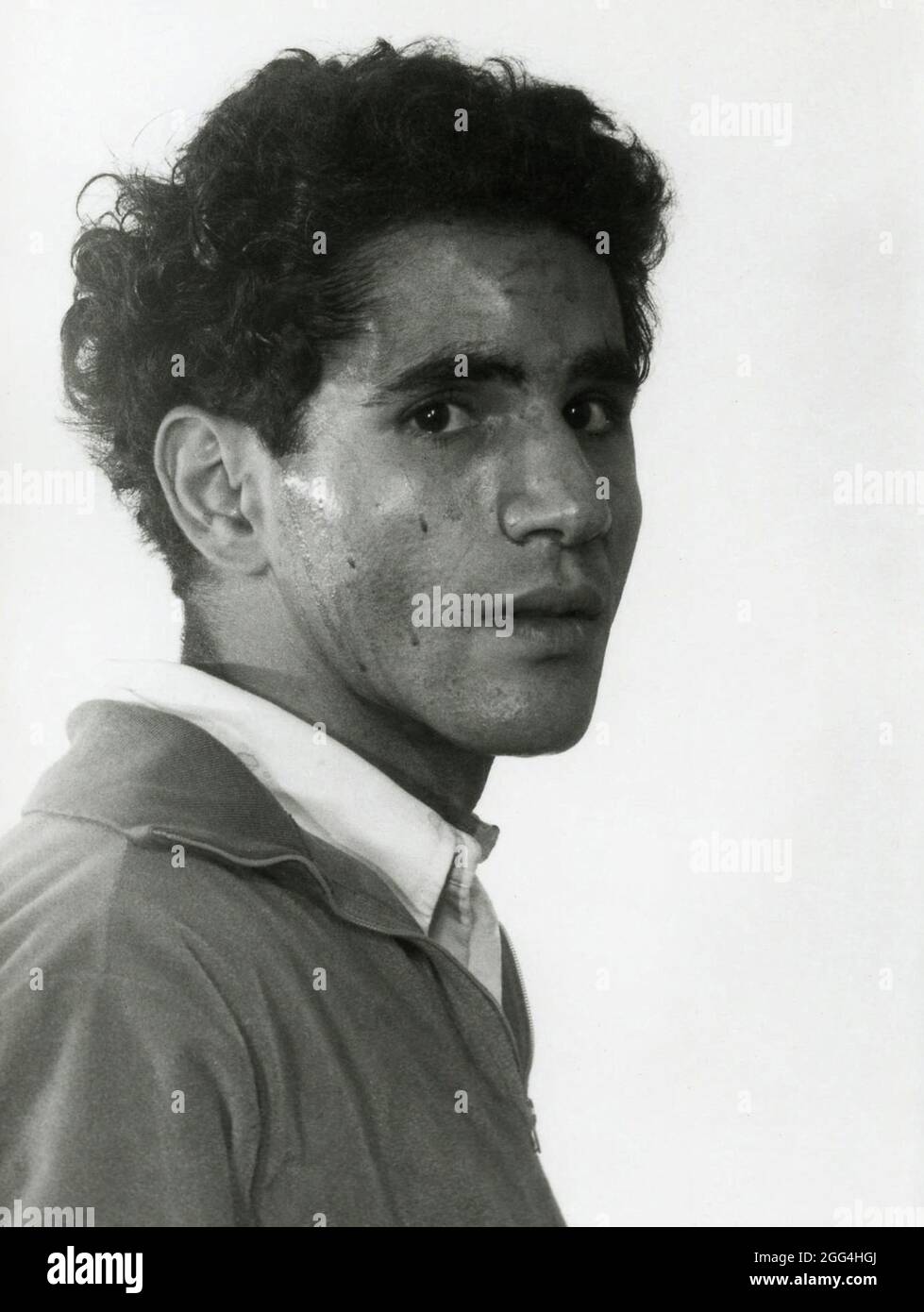 1968 , 5 june , Los Angeles , USA : The Palestinian born Jordanian citizen SIRHAN SIRHAN ( Sirhan Bishara Sirhan , born in 1944 ), Los Angeles Police Department mug shot, the killer who murdered the Senator ROBERT KENNEDY the day June 5, 1968 . Unknown photographer .- BOB - portrait - ritratto  - FOTO SEGNALETICA della POLIZIA  - MUG-SHOT - MUGSHOT - assassino - CRONACA NERA - KILLER - COMPLOT - COMPLOTTO - TERRORISTA - TERRORIST - ERGASTOLO - ERGASTOLANO - carcerato --- Archivio GBB Stock Photo