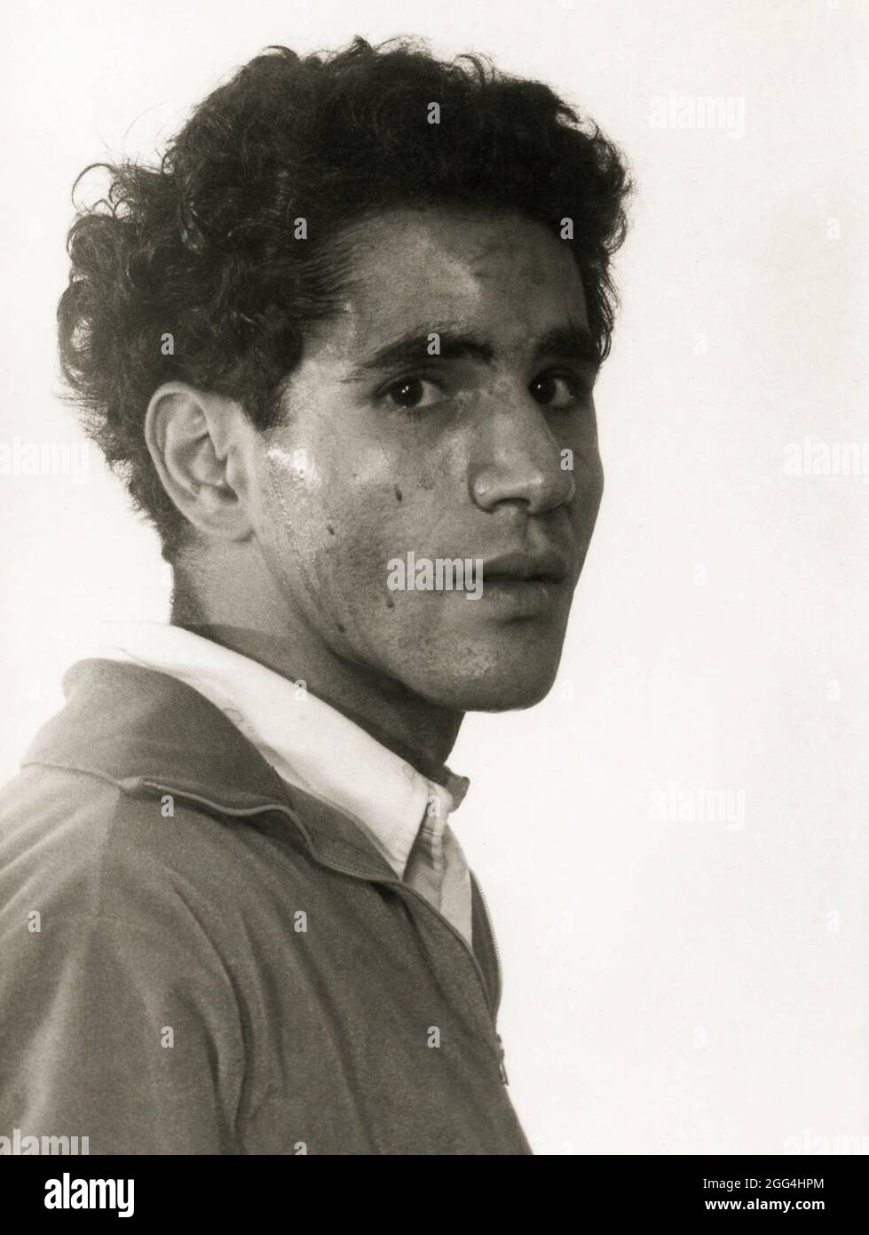 1968 , 5 june , Los Angeles , USA : The Palestinian born Jordanian citizen SIRHAN SIRHAN ( Sirhan Bishara Sirhan , born in 1944 ), Los Angeles Police Department mug shot, the killer who murdered the Senator ROBERT KENNEDY the day June 5, 1968 . Unknown photographer .- BOB - portrait - ritratto  - FOTO SEGNALETICA della POLIZIA  - MUG-SHOT - MUGSHOT - assassino - CRONACA NERA - KILLER - COMPLOT - COMPLOTTO - TERRORISTA - TERRORIST - ERGASTOLO - ERGASTOLANO - carcerato --- Archivio GBB Stock Photo