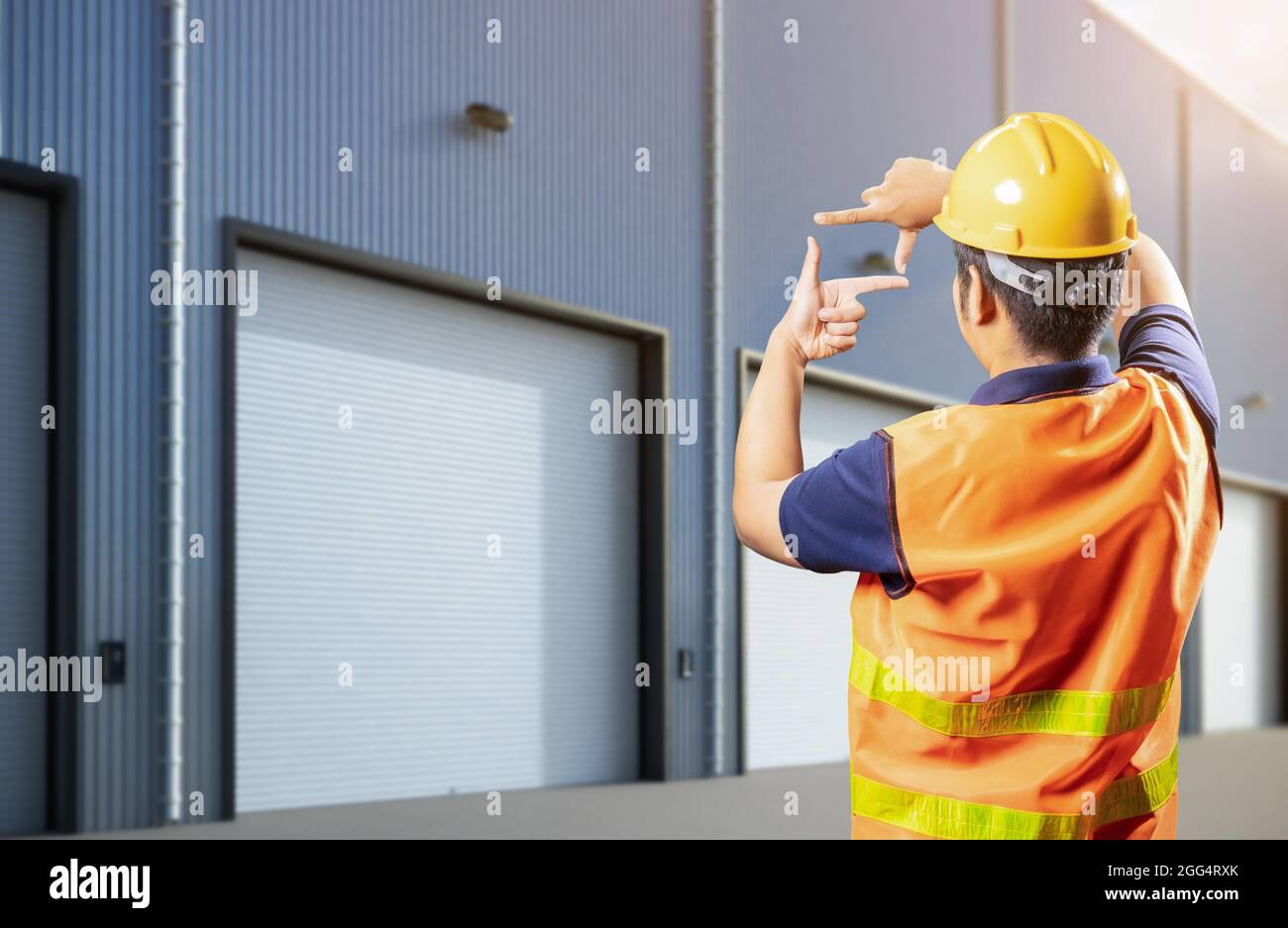 Asian engineer hi-res stock photography and images - Alamy