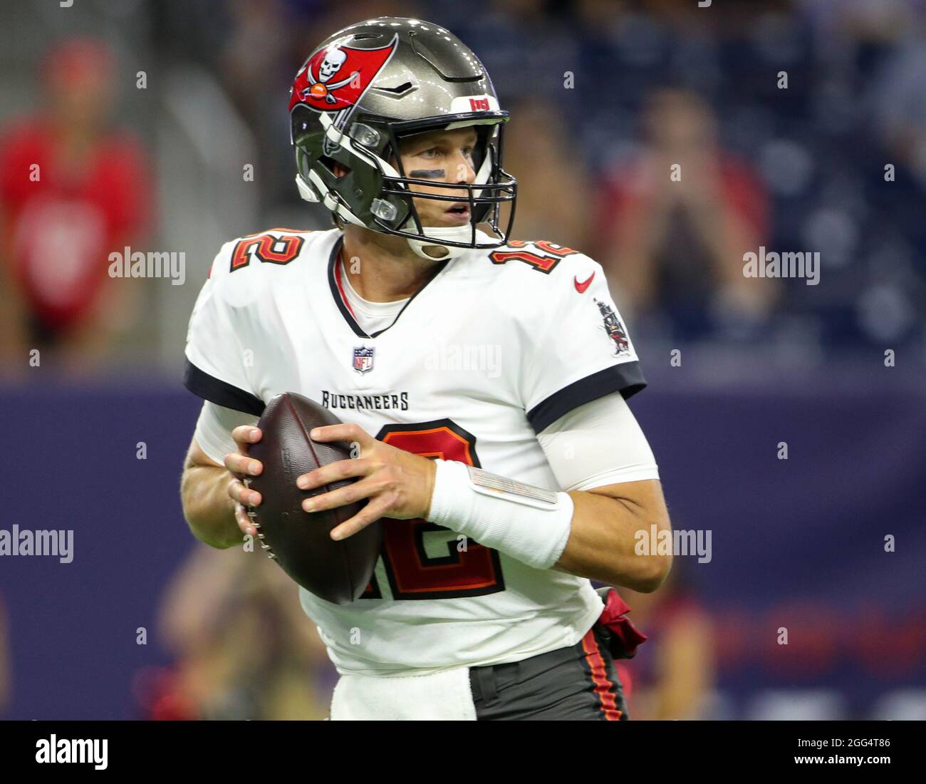 August 28, 2021: Tampa Bay Buccaneers quarterback Tom Brady (12) drops back to pass during an NFL preseason game between the Houston Texans and the Tampa Bay Buccaneers on August 28, 2021 in Houston, Texas. (Credit Image: © Scott Coleman/ZUMA Press Wire) Stock Photo