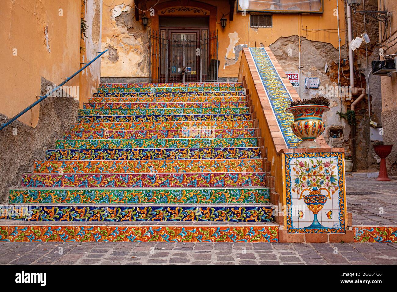 Painted steps agrigento hi-res stock photography and images - Alamy
