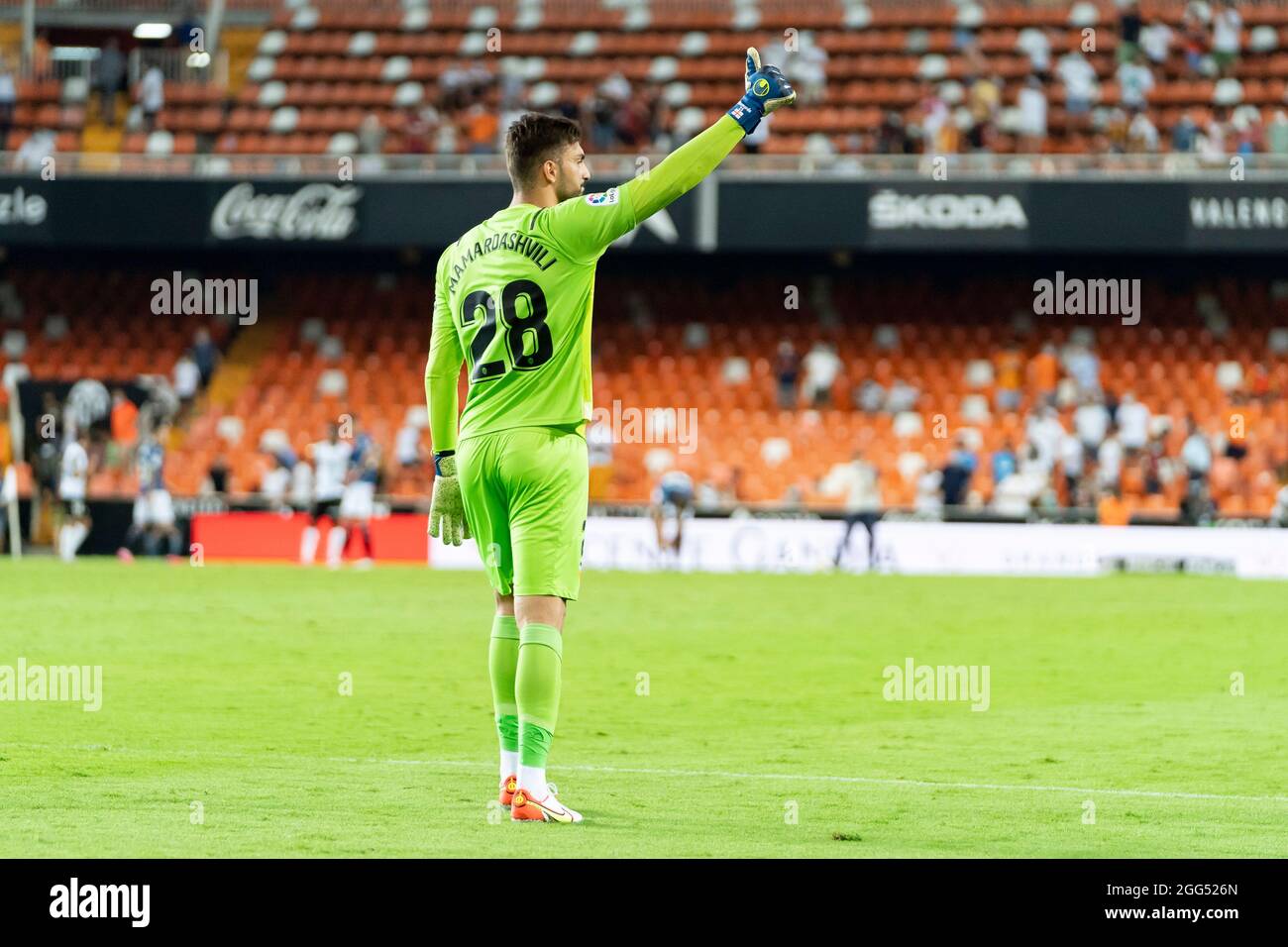 Valencia acha golaço e conta com Mamardashvili para segurar empate com  Barcelona 