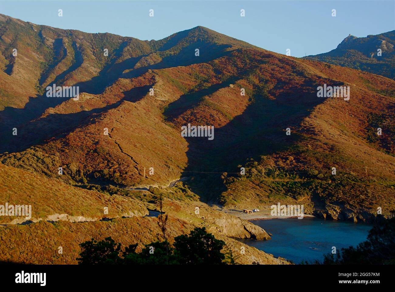 FRANCE. NORTHERN CORSICA (2B) CAP-CORSE. THE PORT OF CENTURI, FAMOUS FOR LOBSTER FISHING Stock Photo