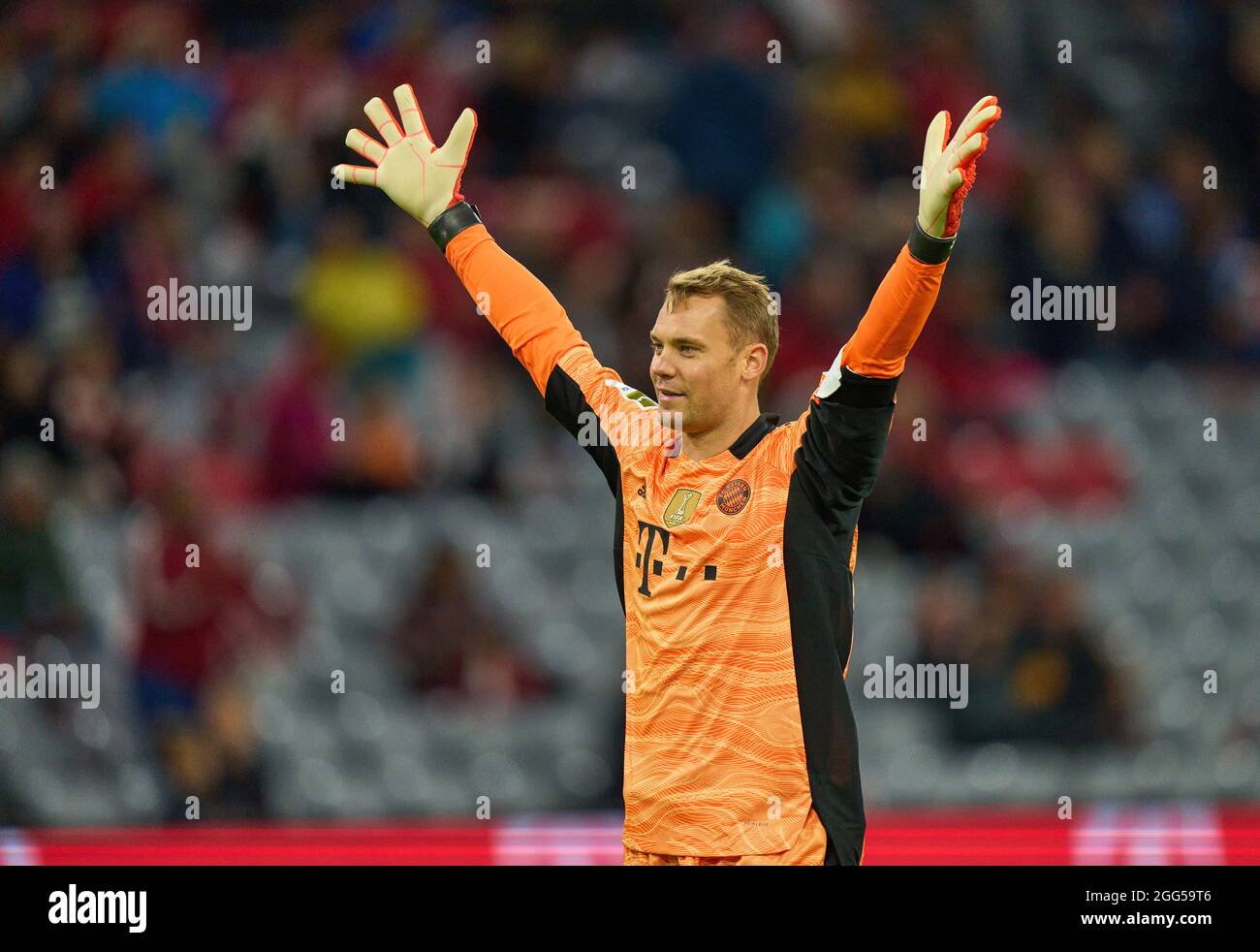 Schlussjubel Manuel NEUER, goalkeeper FCB 1  in the match FC BAYERN MUENCHEN - HERTHA BSC BERLIN 1.German Football League on August 28, 2021 in Munich, Germany. Season 2021/2022, matchday 3, 1.Bundesliga, FCB, München, 3.Spieltag. © Peter Schatz / Alamy Live News    - DFL REGULATIONS PROHIBIT ANY USE OF PHOTOGRAPHS as IMAGE SEQUENCES and/or QUASI-VIDEO - Stock Photo