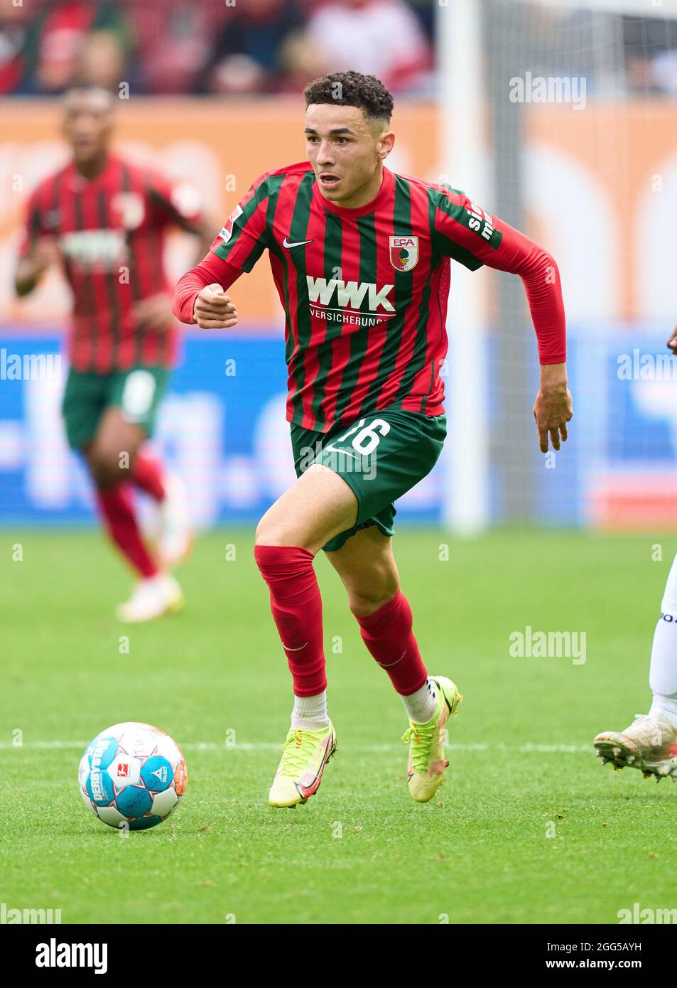 Ruben VARGAS, FCA 16  in the match FC AUGSBURG - BAYER 04 LEVERKUSEN 1-4 1.German Football League on August 28, 2021 in Augsburg, Germany  Season 2021/2022, matchday 3, 1.Bundesliga, 3.Spieltag. © Peter Schatz / Alamy Live News    - DFL REGULATIONS PROHIBIT ANY USE OF PHOTOGRAPHS as IMAGE SEQUENCES and/or QUASI-VIDEO - Stock Photo