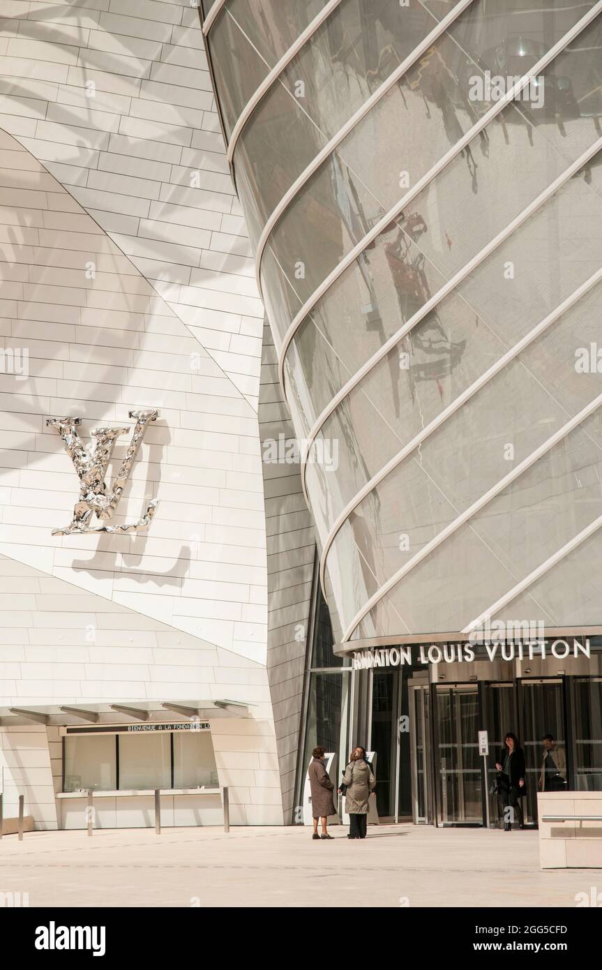 Louis Vuitton – Logo, brand and logotype