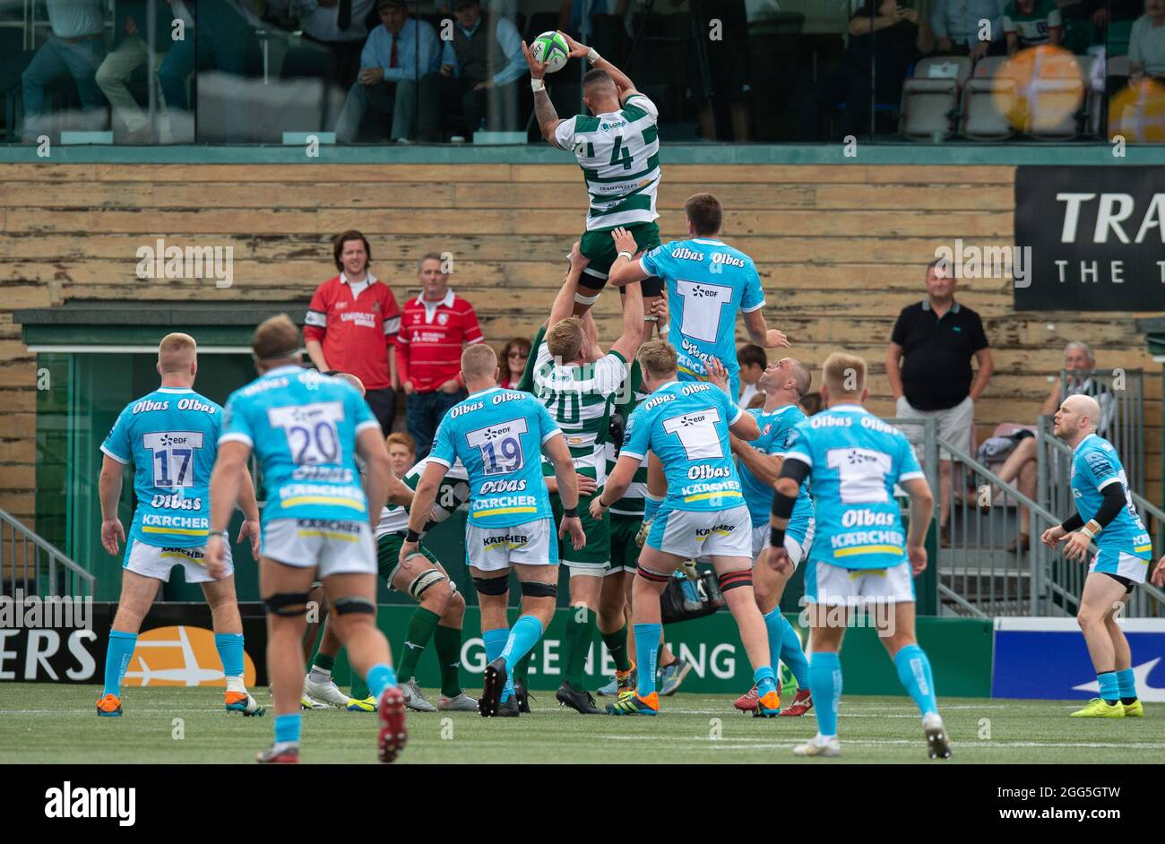 Bobby De Wee of Ealing Trailfinders wins the line out during the 2021/22 Pre Season Friendly match between Ealing Trailfinders and Gloucester Rugby at Castle Bar, West Ealing, England on 28 August 2021. Photo by Alan Stanford/PRiME Media Images Credit: PRiME Media Images/Alamy Live News Stock Photo