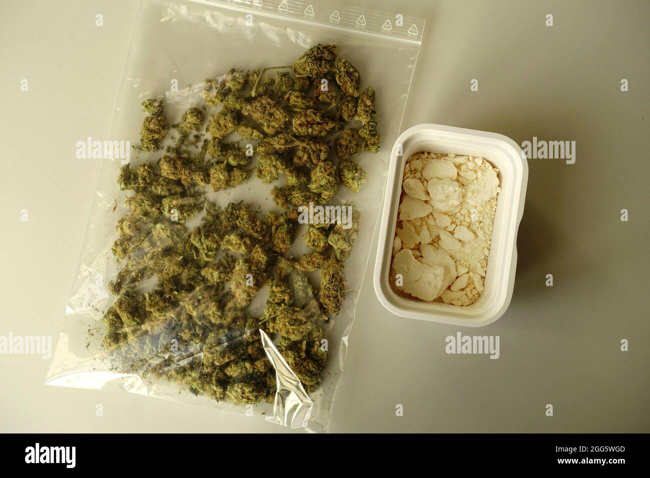 Plastic bag of marijuana hires stock photography and images Alamy