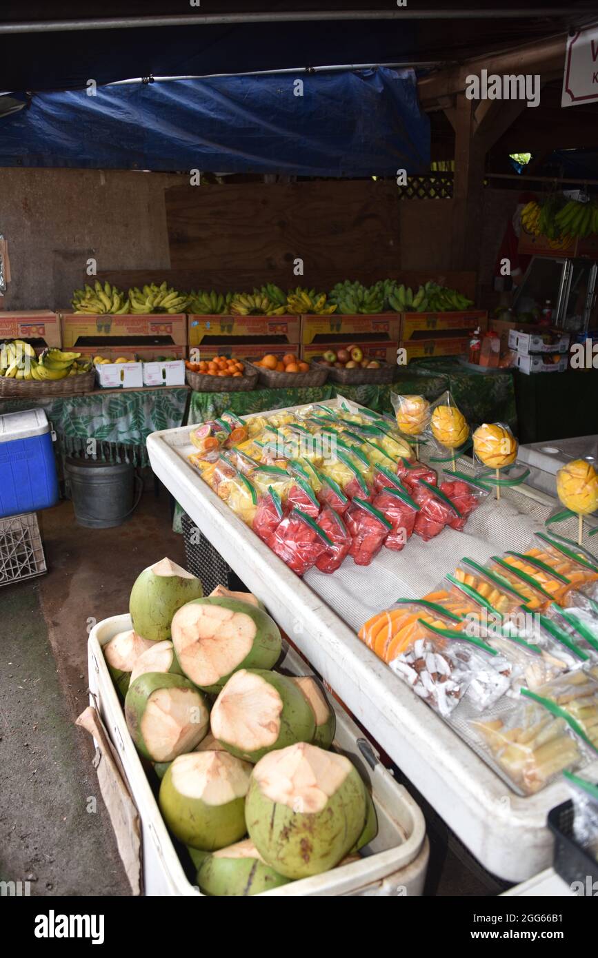 Oahu hawaiian fruit stand hires stock photography and images Alamy