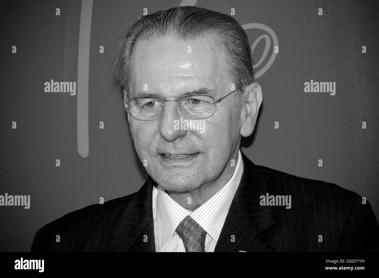 Tauberbischofsheim, Deutschland. 29th Aug, 2021. Former IOC President Jacques ROGGE, died at the age of 79. Archive photo; Jacques ROGGE, IOC Honorary President with his wife Anne, reception in the Tauberbischofsheim town hall in honor of IOC President Dr. Thomas Bach, who celebrated his 60th birthday on December 29th, 2013, January 10th, 2014. å Credit: dpa/Alamy Live News Stock Photo