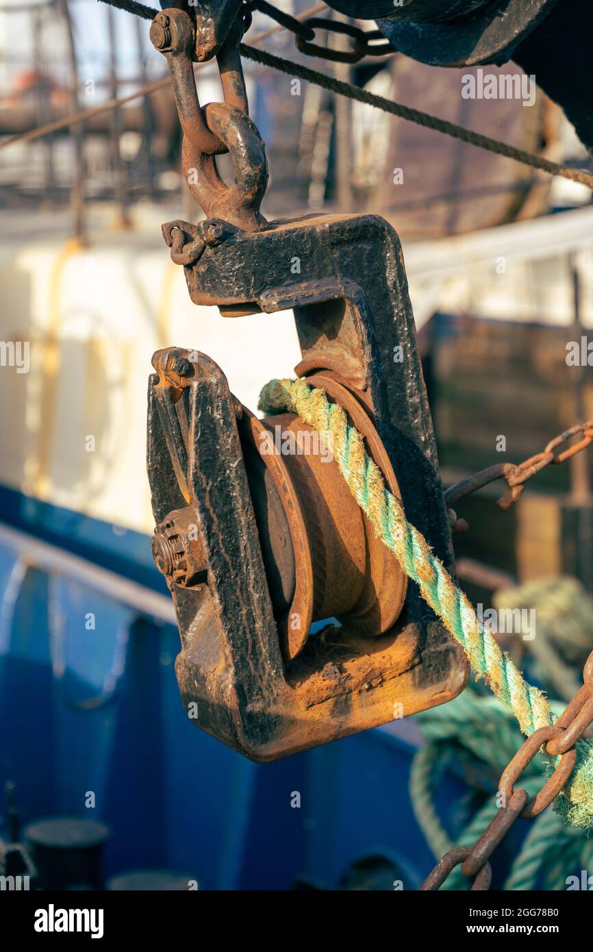 Nylon ropes hi-res stock photography and images - Page 3 - Alamy