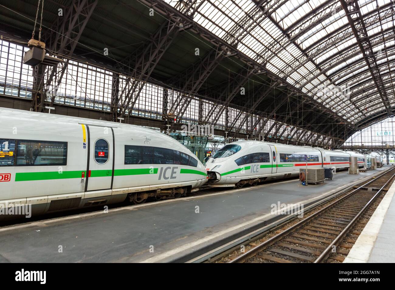 Cologne, Germany - August 3, 2021: ICE 3 high-speed train at Cologne Köln main railway station Hauptbahnhof Hbf in Germany. Stock Photo