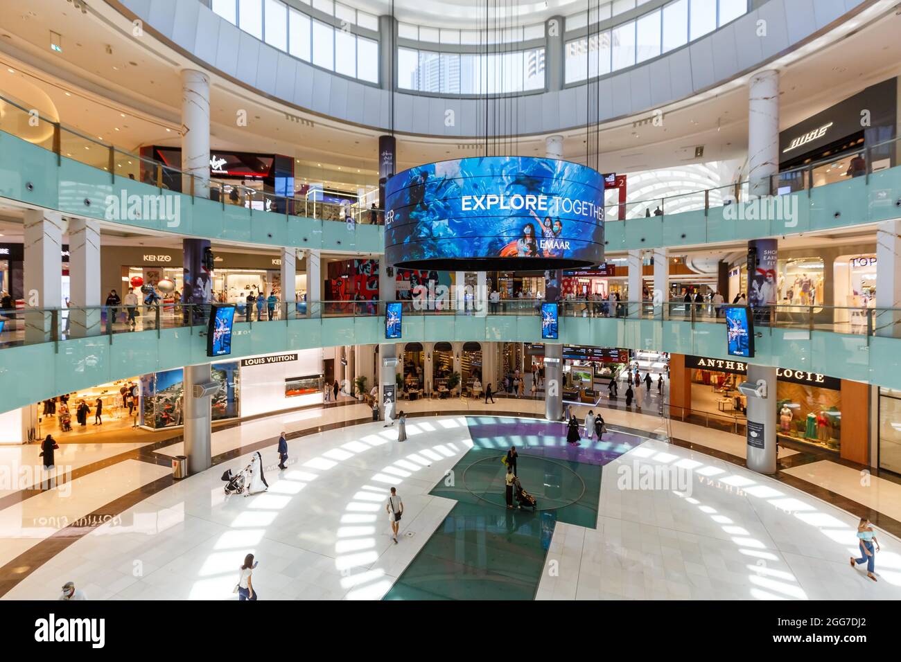 The dubai mall louis vuitton hi-res stock photography and images - Alamy