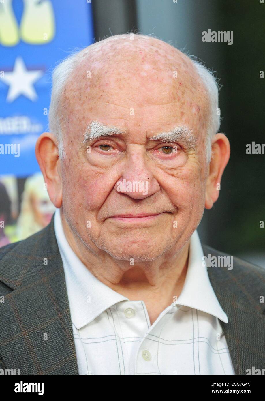Hollywood, USA. 29th Mar, 2012. Ed Asner. 29 March 2012, Hollywood, California. 'Margarine Wars' Los Angeles premiere held at The ArcLight Cinemas Hollywood. Photo Credit: Giulio Marcocchi/Sipa USA. Credit: Sipa USA/Alamy Live News Stock Photo