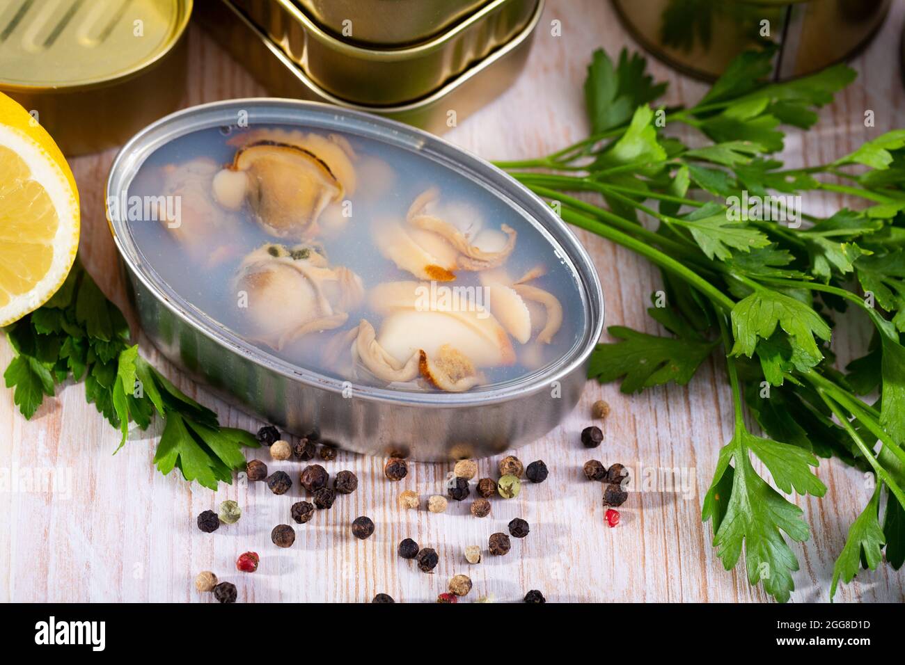 Seafood meal shellfish bread hi-res stock photography and images - Alamy