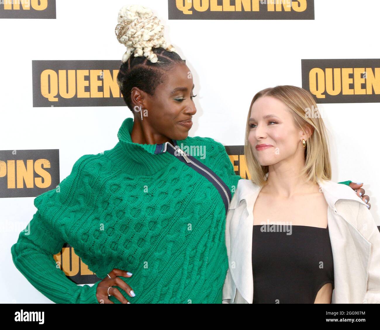 LOS ANGELES - AUG 25: Kirby Howell-Baptiste, Kristen Bell at the ...