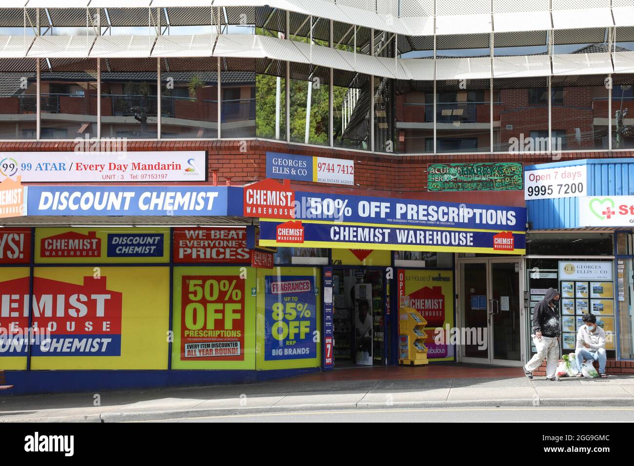 1 56 60 the boulevarde hires stock photography and images Alamy