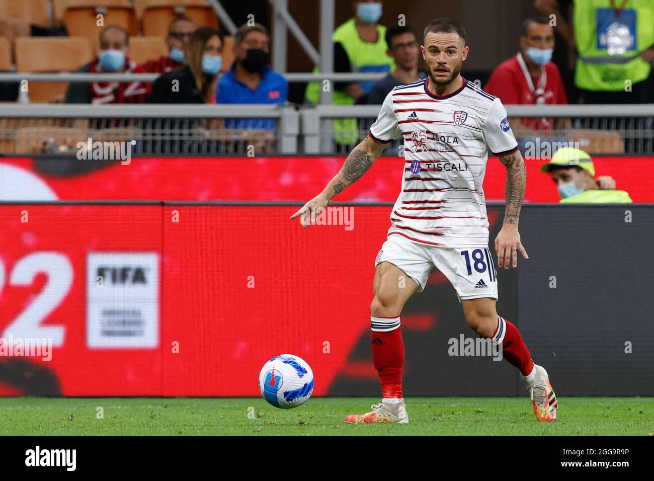 Nahitan Nandez of Cagliari looks on during the Serie A match