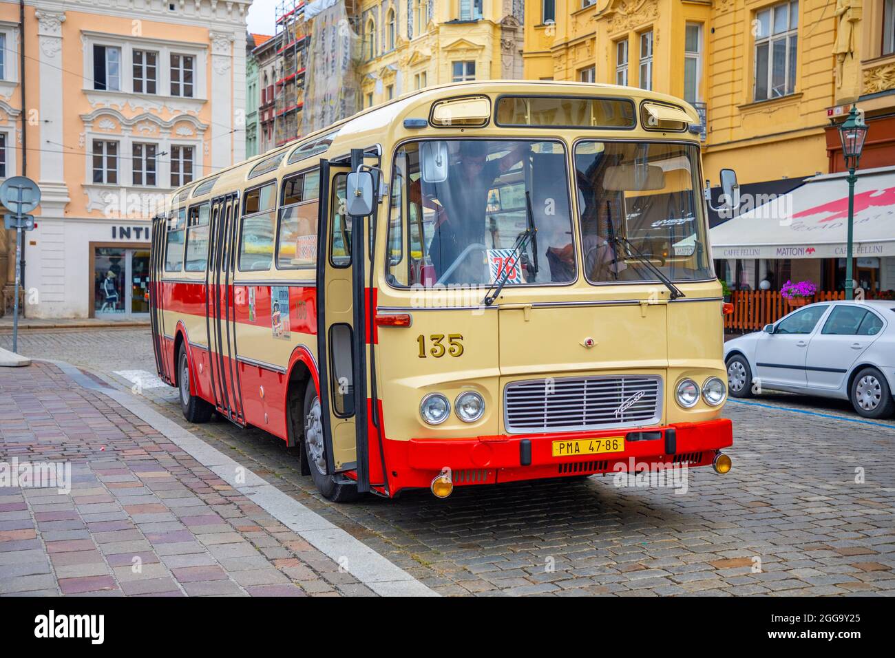 Plzen, Czech republic - 22.08.2021: Retro bus on main square in Plzen, Czech republic  Stock Photo