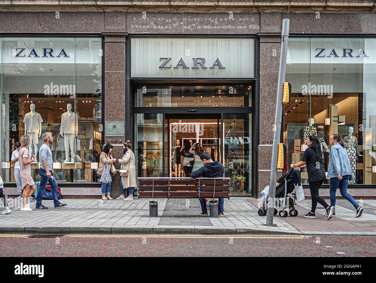 Shoppers seen outside the Zara Clothing Fashion Store, in Donegall Place.  (Photo by Michael Mc Nerney / SOPA Images/Sipa USA Stock Photo - Alamy