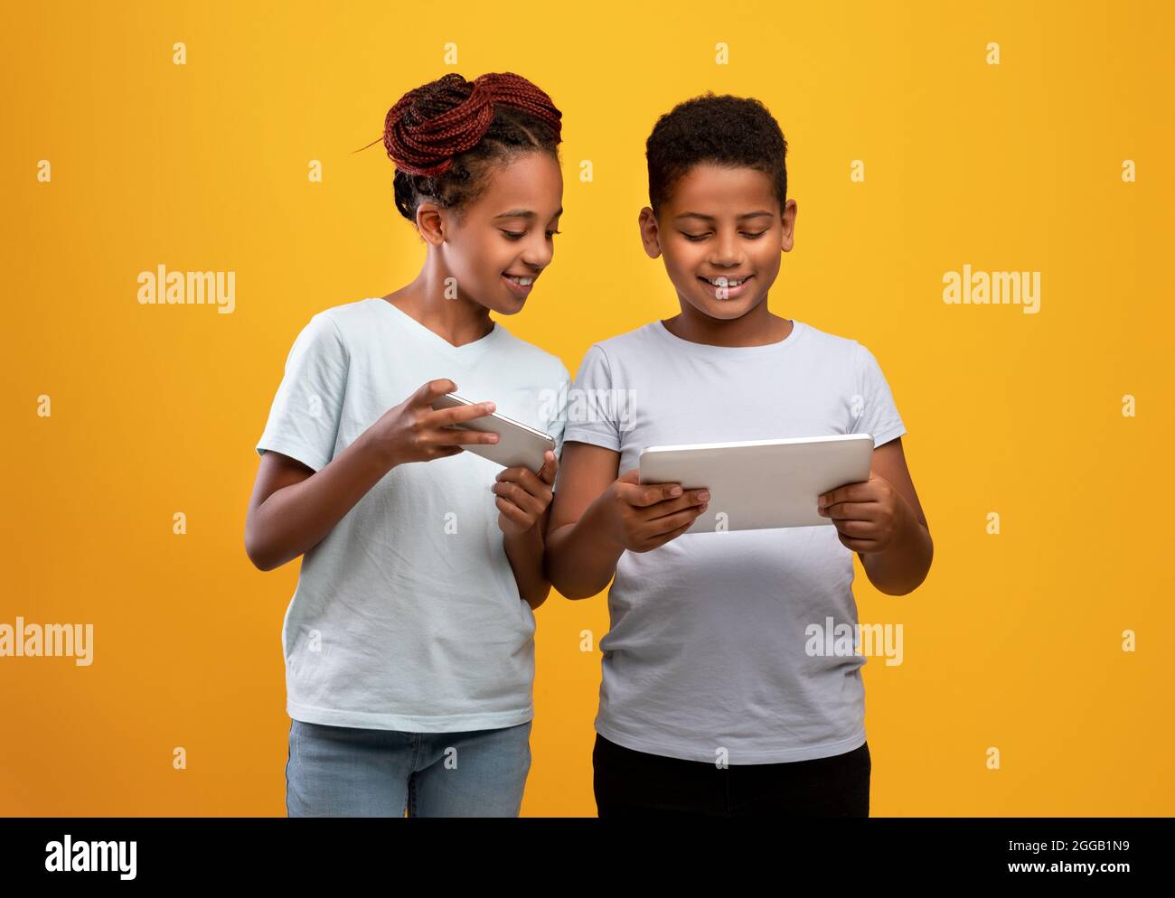 Black Boy Girl Twins High Resolution Stock Photography And Images Alamy Black Boy Girl Twins High Resolution Stock Photography And Images Alamy
