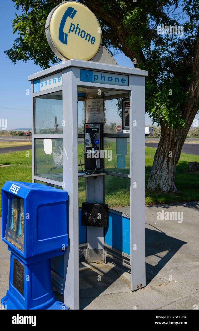 Phone booth usa hi-res stock photography and images - Alamy