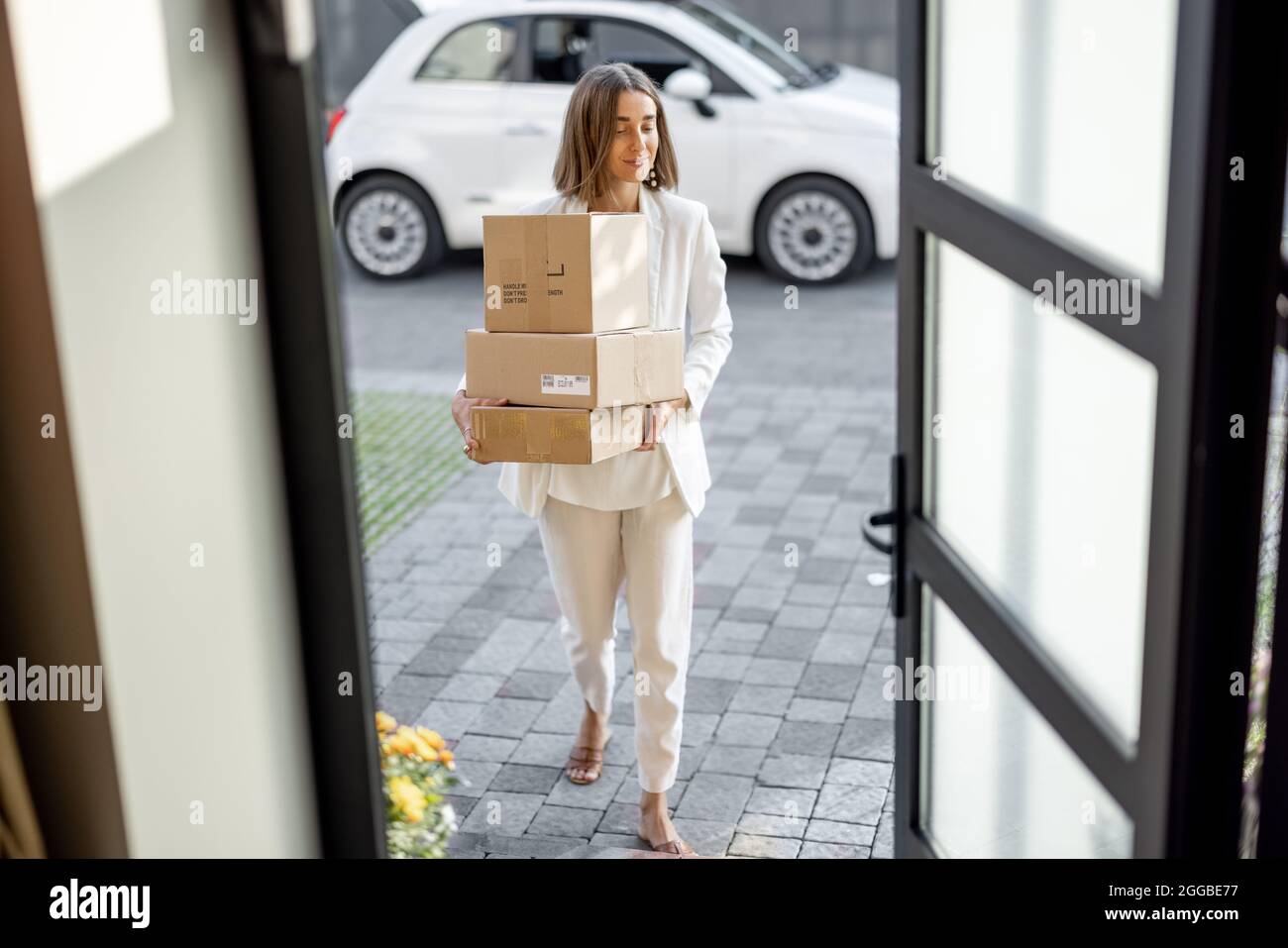 parcel pile hi-res stock photography and images - Alamy