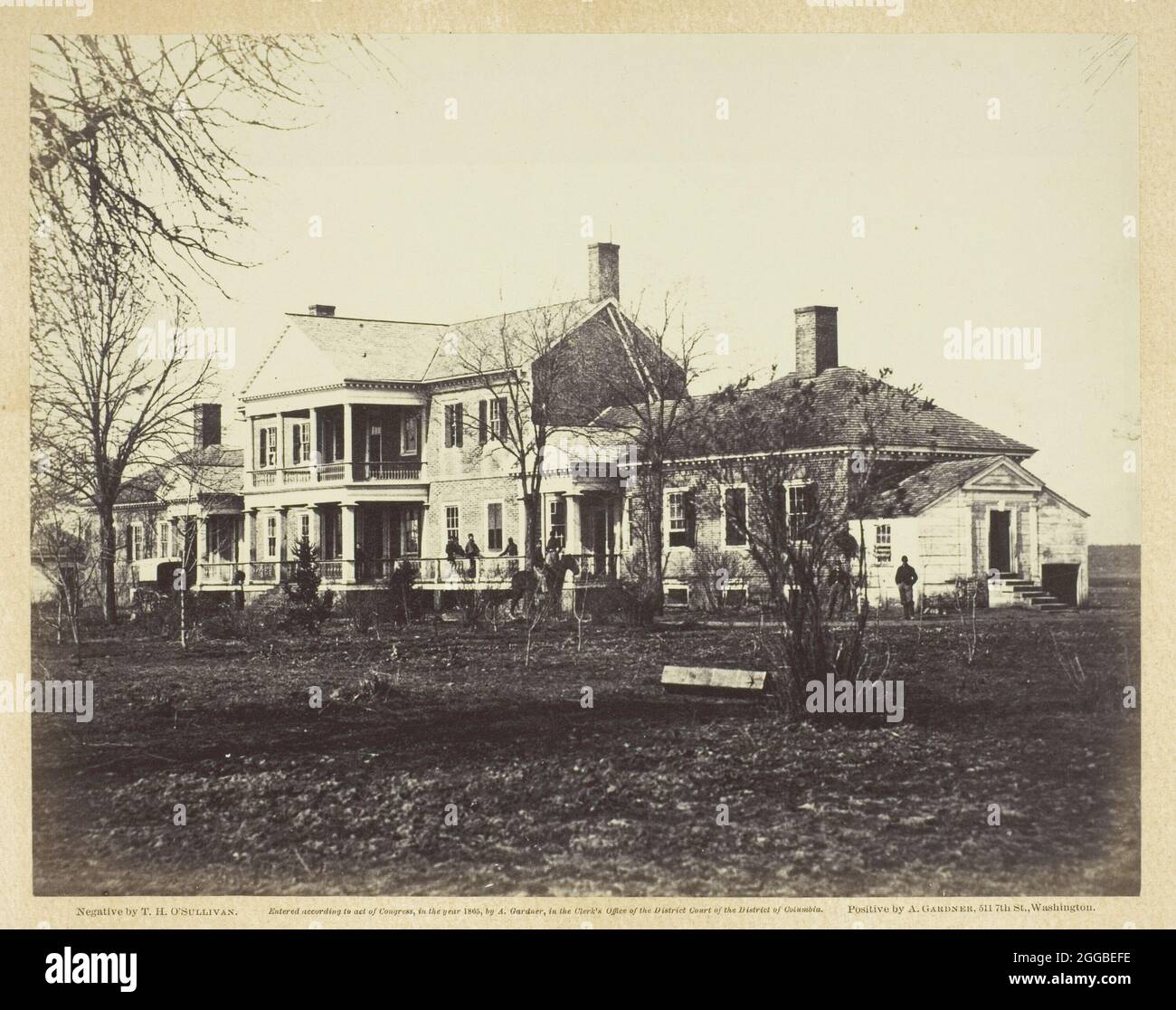 Lacey House, Falmouth, Virginia, December 1862. The house served as a Union hospital and headquarters during the American Civil War. Albumen print, pl. 29 from the album &quot;Gardner's Photographic Sketch Book of the War, Volume I&quot; (1866) Stock Photo