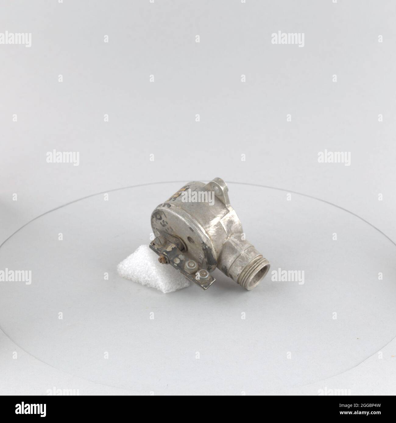 52mm dia;52mm l;3prong electrical connector,ww2 Stock Photo Alamy