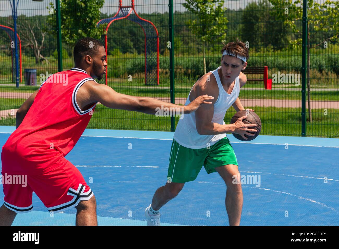 Outreaching hand hi-res stock photography and images - Alamy