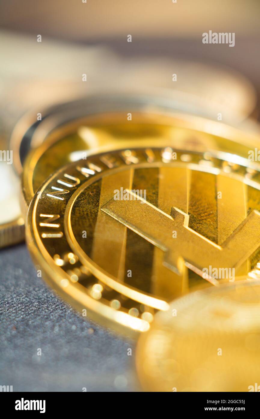 Coin company hi-res stock photography and images - Alamy