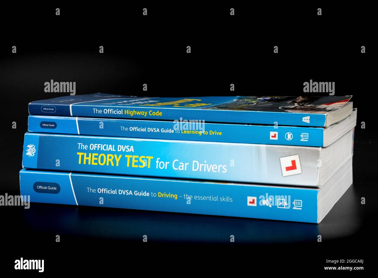 The Official Highway Code, Official DVSA Theory Test, Official DVSA ...