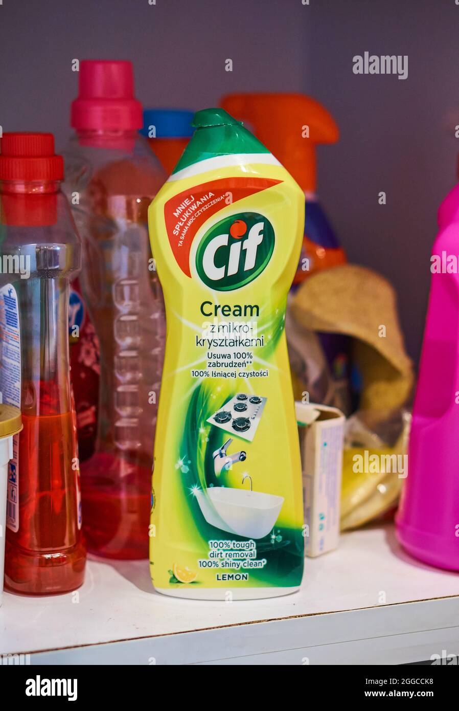We used to call this Cream Cleaner Jif in Europe, but now it's Cif! Still  the proper stuff in the Antipodes Stock Photo - Alamy