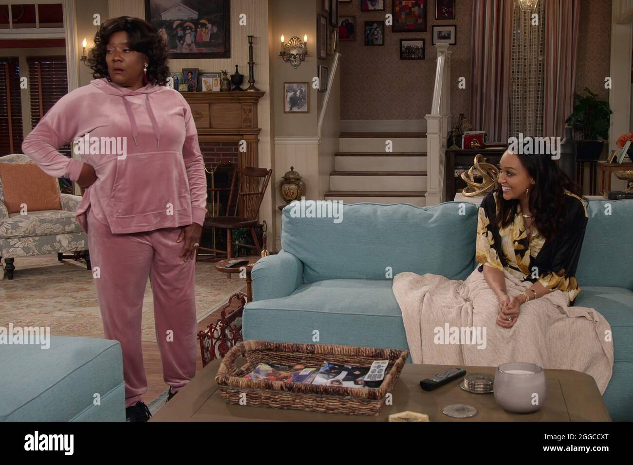 FAMILY REUNION, from left Loretta Devine, Tia Mowry, Remember When