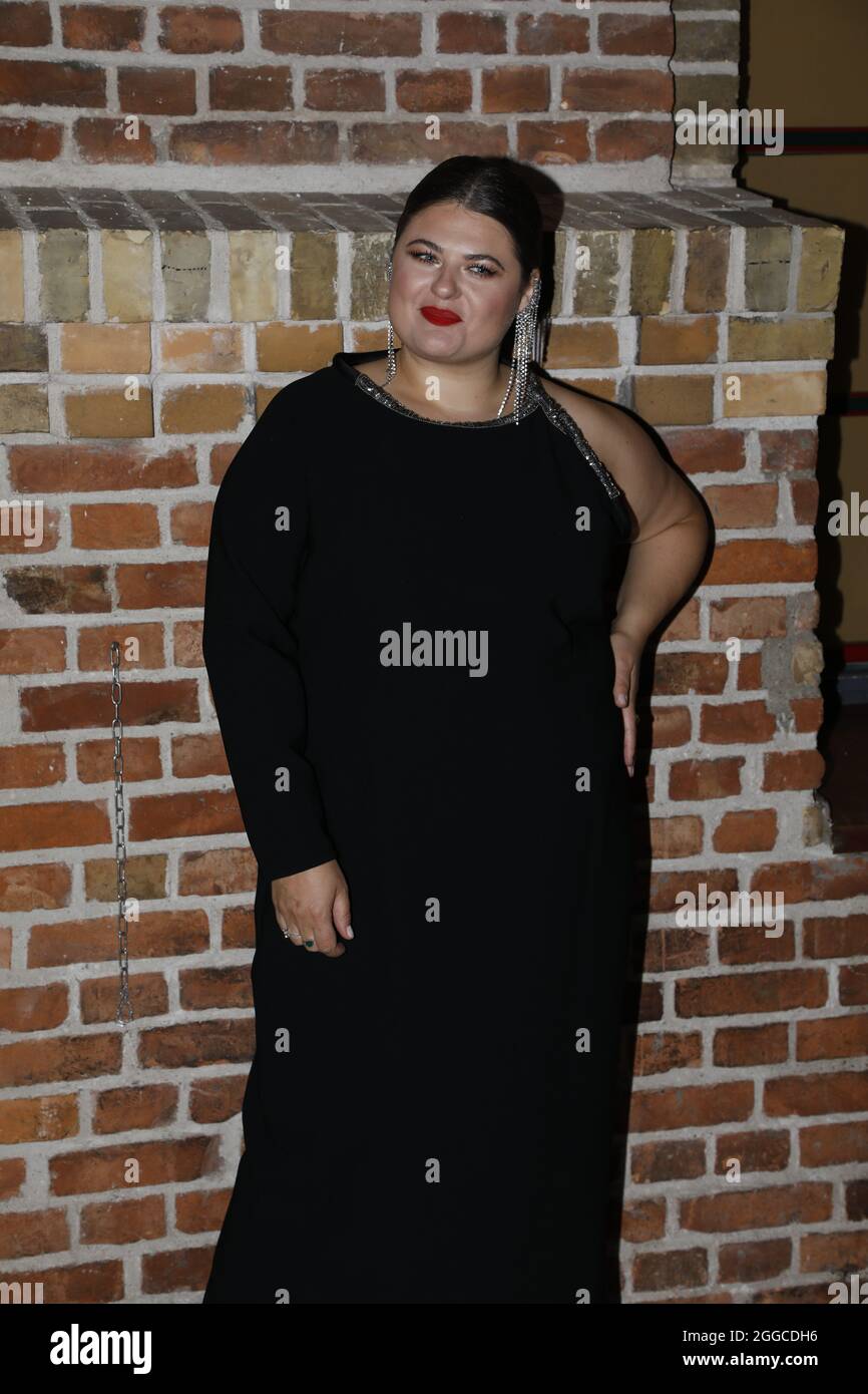 Alina Rau Alina bei der 4. Windflüchter Charity Gala zu Gunsten der Stiftung ...