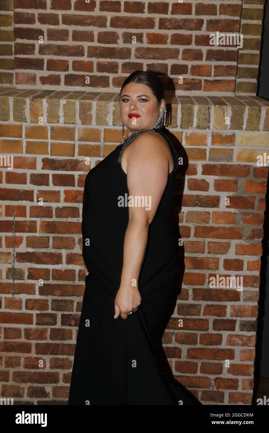 Alina Rau Alina bei der 4. Windflüchter Charity Gala zu Gunsten der Stiftung ...