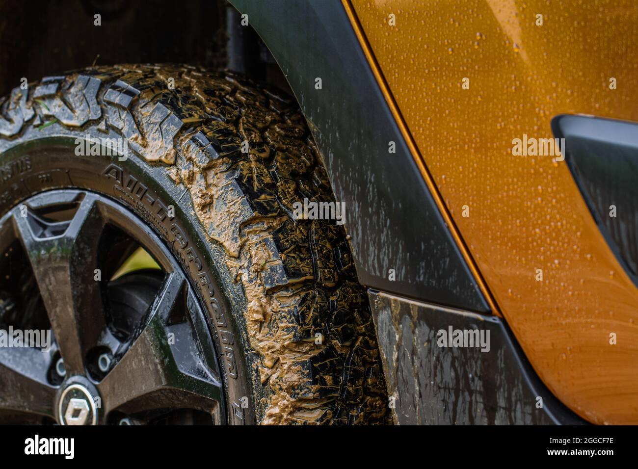 MOSCOW, RUSSIA - MAY 08, 2021 Renault Duster second generation. Compact SUV  car also called Dacia Duster.Сlose up view of all-terrain tires on the gra  Stock Photo - Alamy