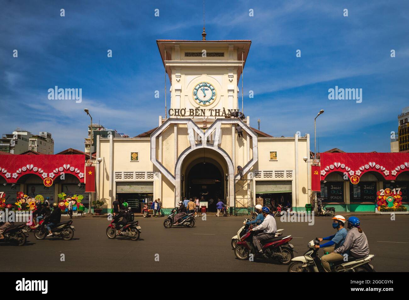 Saigon Central Market High Resolution Stock Photography And Images Alamy