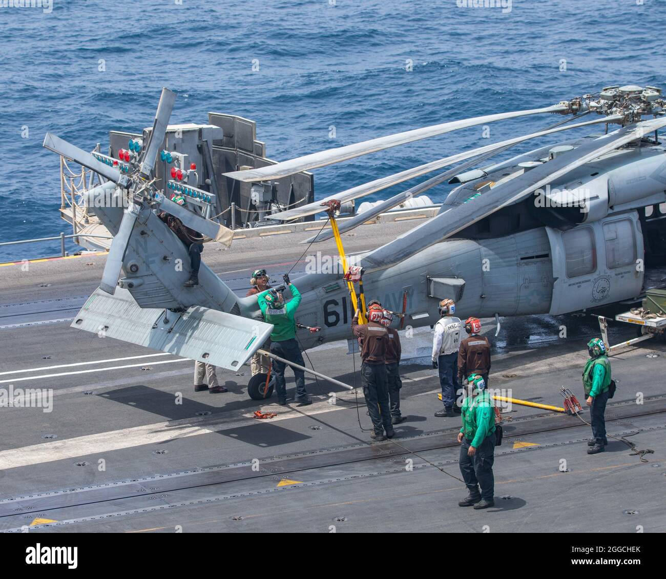 210828-N-NY362-1020 ARABIAN SEA (Aug. 28, 2021) – Sailors secure the ...